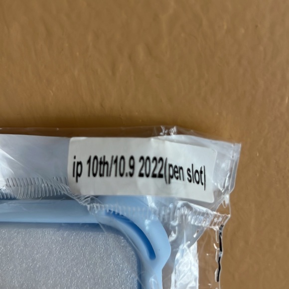 Case for iPad 10th generation for 10.9 inch tablet. - Picture 6 of 7